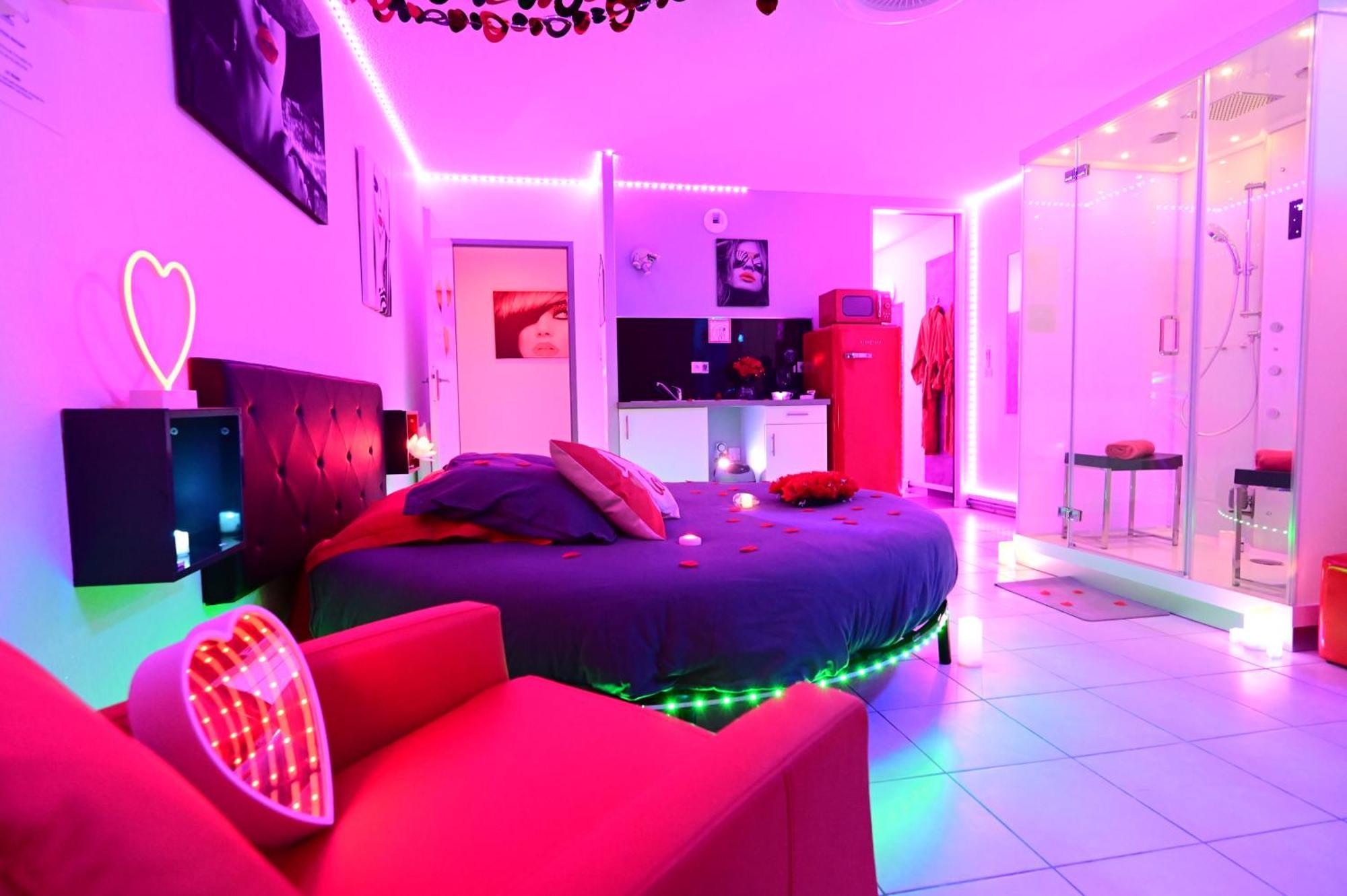 Love Room A Deux Pas De L'Ocean Avec Hammam, Sauna Et Bain A 2 :-) Biscarrosse Zewnętrze zdjęcie