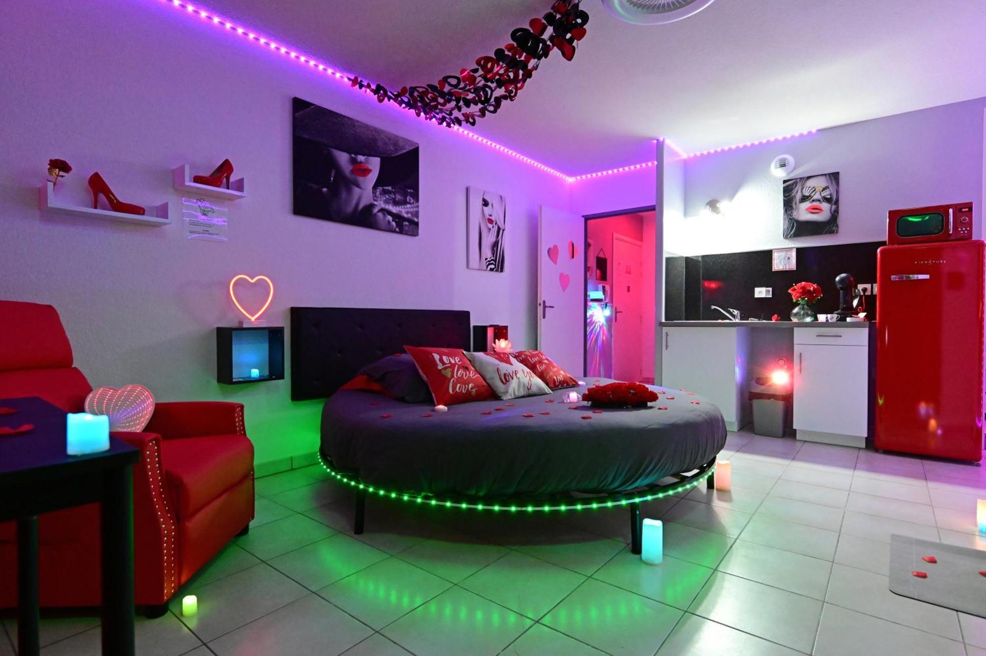 Love Room A Deux Pas De L'Ocean Avec Hammam, Sauna Et Bain A 2 :-) Biscarrosse Zewnętrze zdjęcie