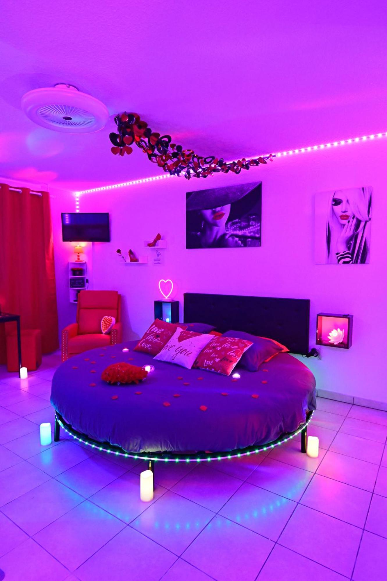 Love Room A Deux Pas De L'Ocean Avec Hammam, Sauna Et Bain A 2 :-) Biscarrosse Zewnętrze zdjęcie