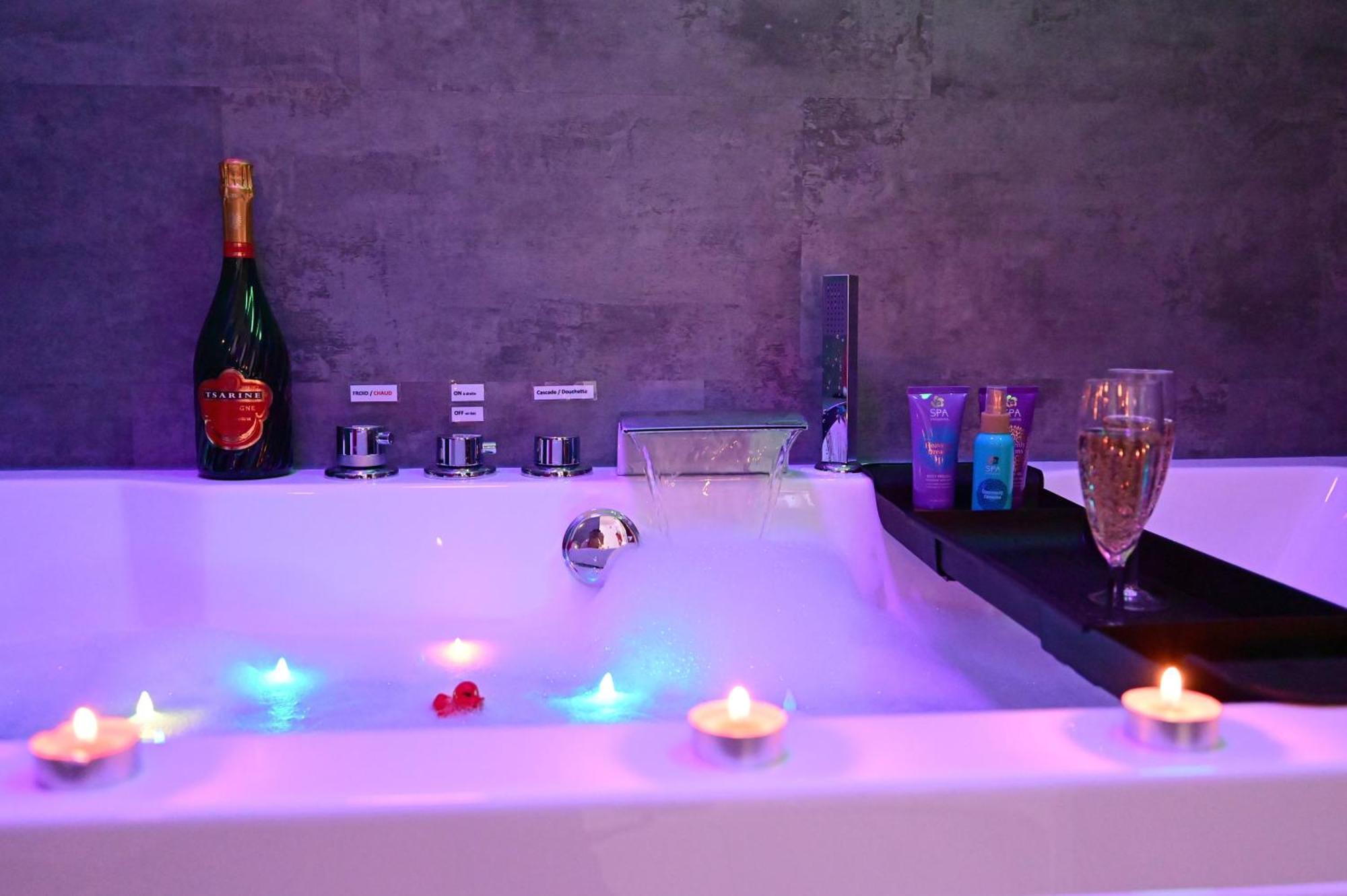 Love Room A Deux Pas De L'Ocean Avec Hammam, Sauna Et Bain A 2 :-) Biscarrosse Zewnętrze zdjęcie