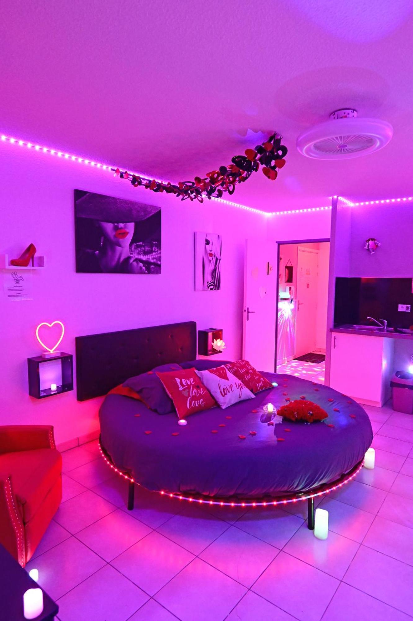 Love Room A Deux Pas De L'Ocean Avec Hammam, Sauna Et Bain A 2 :-) Biscarrosse Zewnętrze zdjęcie