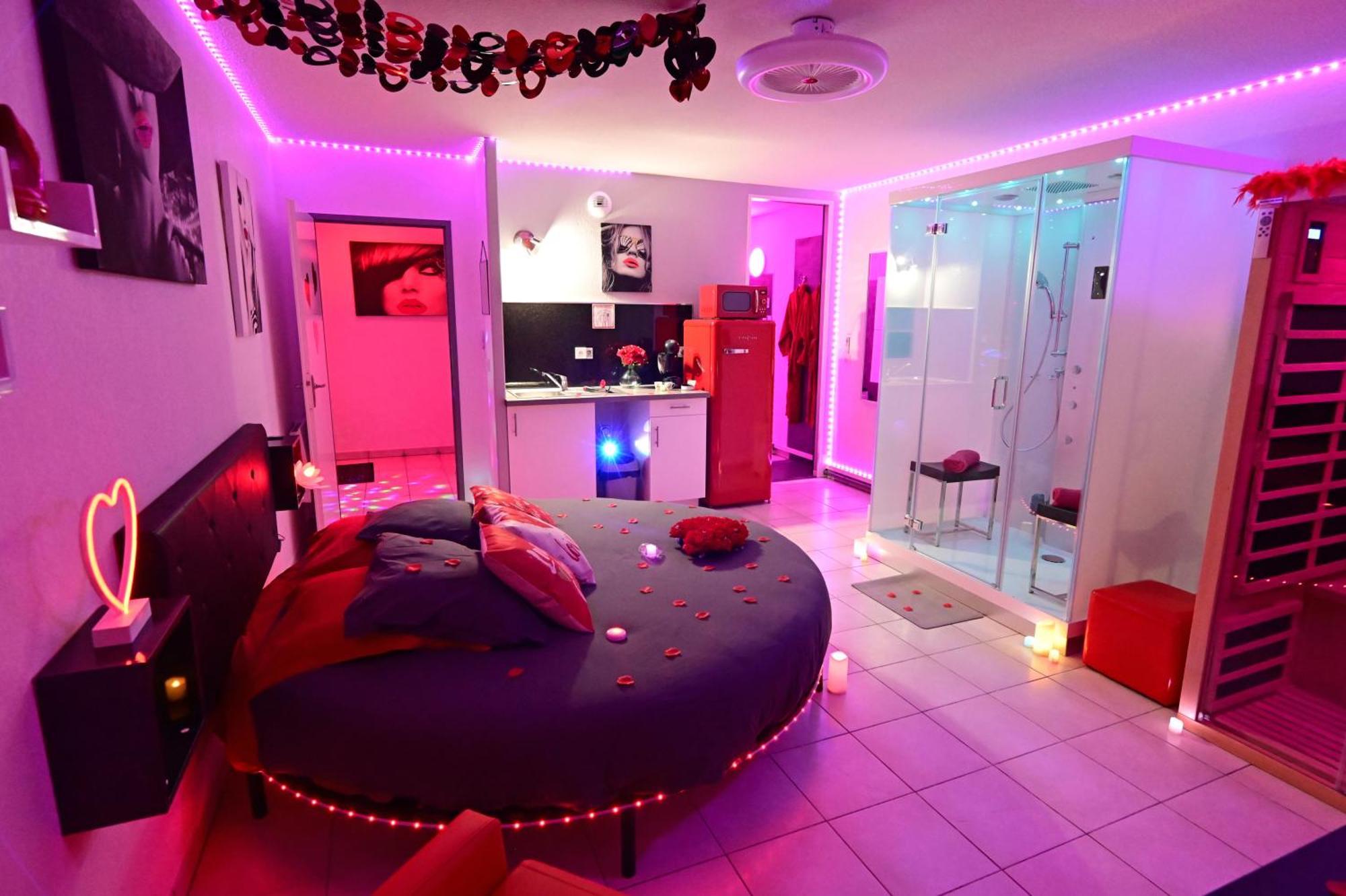 Love Room A Deux Pas De L'Ocean Avec Hammam, Sauna Et Bain A 2 :-) Biscarrosse Zewnętrze zdjęcie