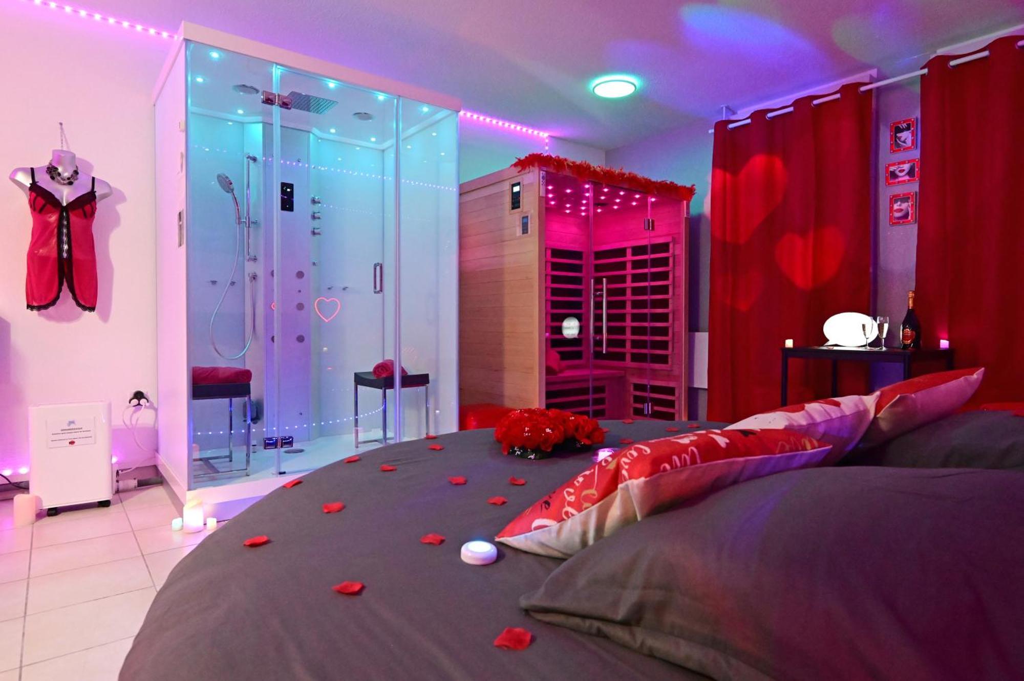 Love Room A Deux Pas De L'Ocean Avec Hammam, Sauna Et Bain A 2 :-) Biscarrosse Zewnętrze zdjęcie