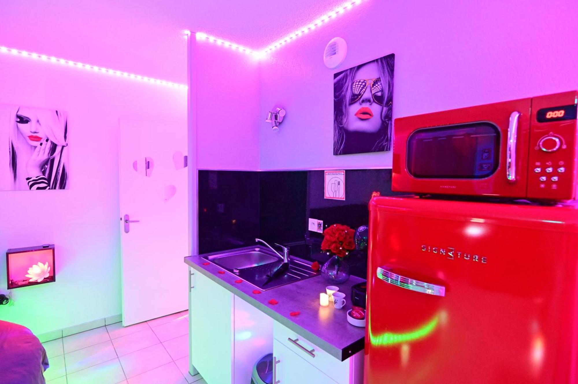 Love Room A Deux Pas De L'Ocean Avec Hammam, Sauna Et Bain A 2 :-) Biscarrosse Zewnętrze zdjęcie
