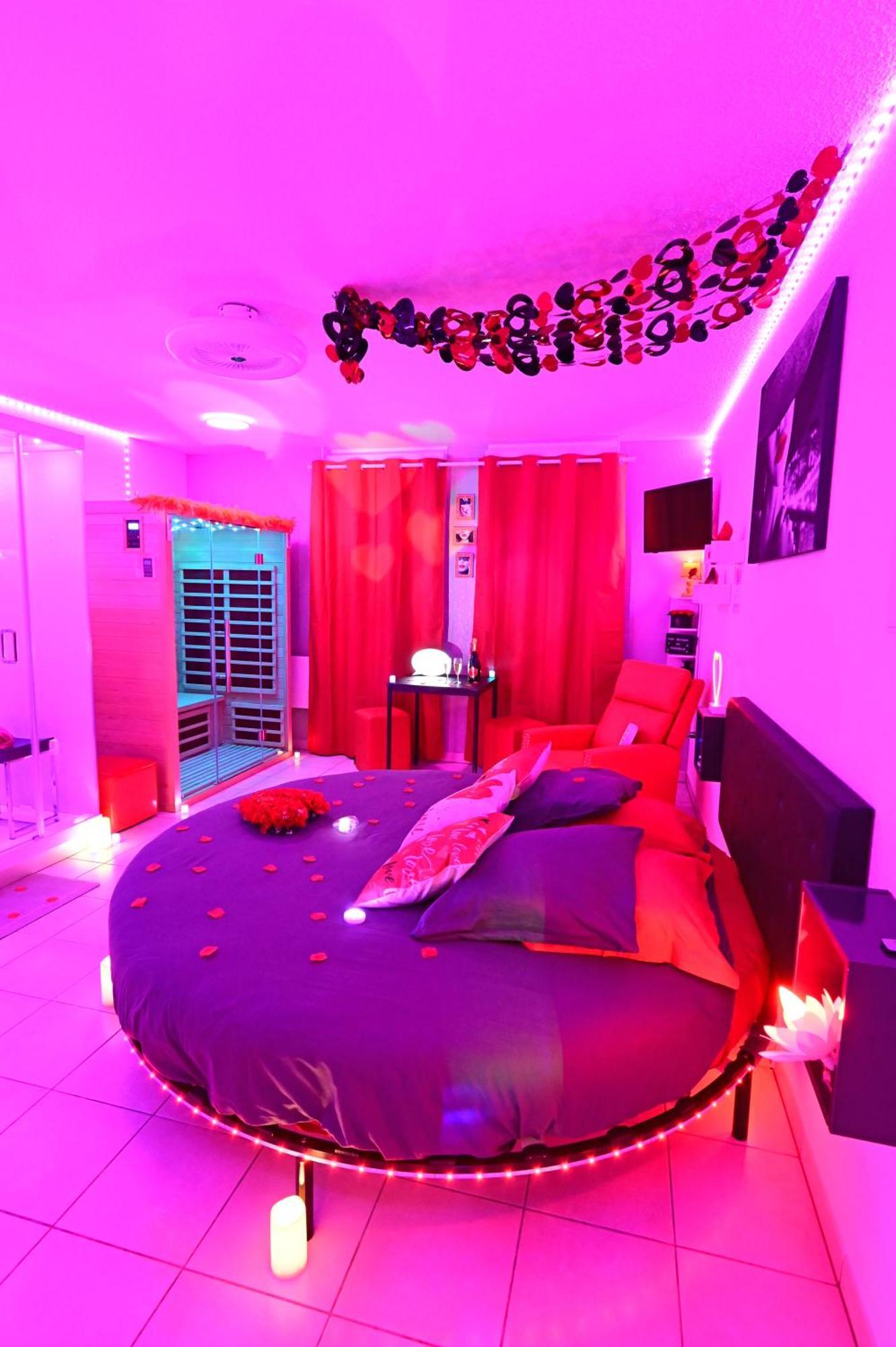Love Room A Deux Pas De L'Ocean Avec Hammam, Sauna Et Bain A 2 :-) Biscarrosse Zewnętrze zdjęcie